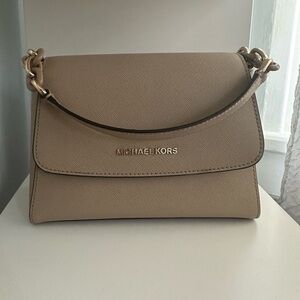 Michael Kors Handbag/Crossbody